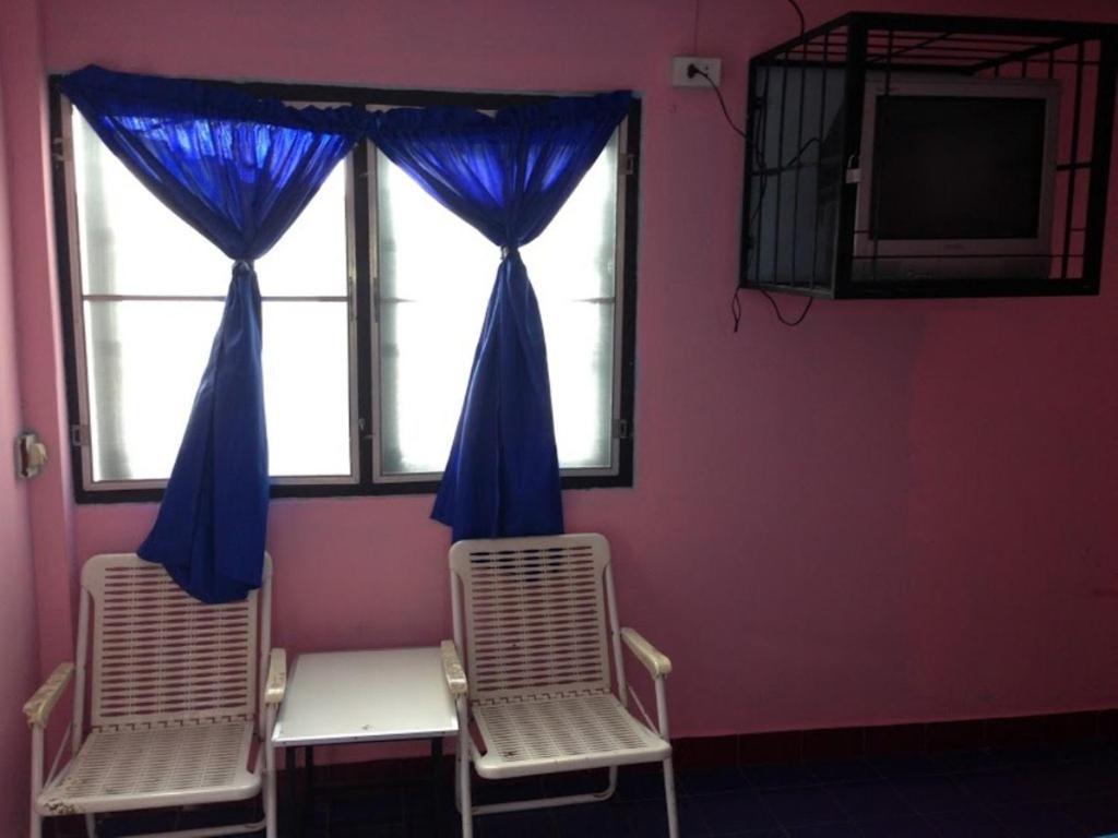 Nora Guesthouse Chumphon Room photo